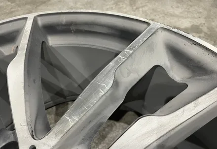 스크래치가 많은  BMW X6 20인치 휠도 복원 가능할까? 대구 알팩토리 CNC 컷팅 휠복원 후기 / 대구 달서구