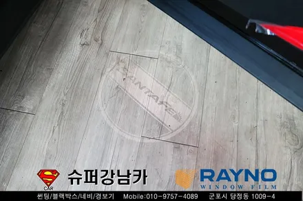 싼타페TM 아이나비 qxd1000a 썬팅(틴팅) s9 파노라마 썬루프 도어 로고 램프 장착 전문점 슈퍼강남카 군포레이노썬팅
