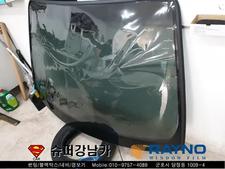 군포컬러썬팅 레이노크로마 전면유리교체 bmw5gt ▼ 산본 의왕 안양 당동 수원