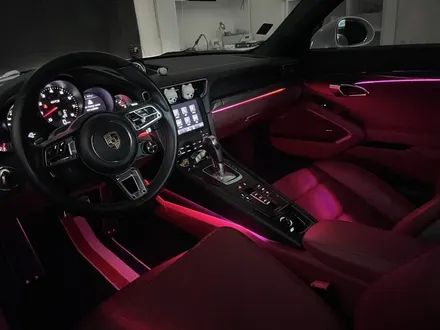 포르쉐 911 카레라 gts 코더스 엠비언트 시공! / 인천 연수구