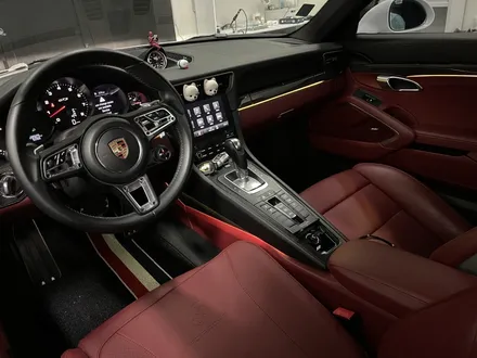 포르쉐 911 카레라 gts 코더스 엠비언트 시공! / 인천 연수구