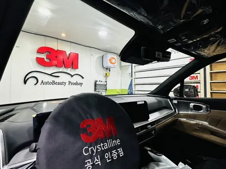 기아 더 뉴 쏘렌토 하이브리드 3M 프리미엄 등급 Crystalline으로 윈도 틴팅 시공 CR40% CR20%[3M썬팅 중랑구 상봉점] / 서울 중랑구 상봉동