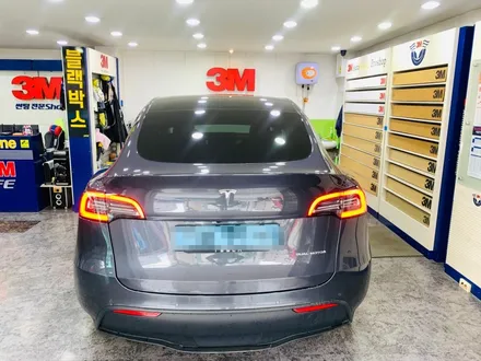 테슬라 모델 Y 3M 크리스탈라인 CR60% CM30% 50% 윈도 틴팅 시공 [3M썬팅 중랑구 상봉점] / 서울 중랑구 상봉동