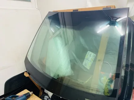 올 뉴 모닝 돌 빵으로 인한 유리 파손으로 전면 유리 교체와 전면 썬팅 3M CM30% 시공 [3M썬팅 중랑구 상봉점] / 서울 중랑구 상봉동