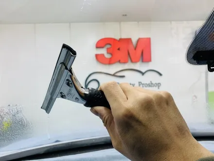 올 뉴 투싼 프리미엄 3M필름 CM15% 전면 30% 썬팅시공과 블랙박스 아이나비 QXD1500 설치 중랑구 [3M썬팅 중랑점] / 서울 중랑구 상봉동