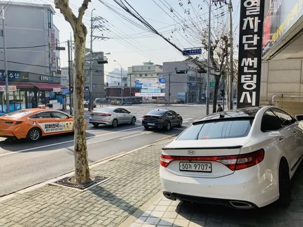 그랜저IG 하이브리드 크리스탈라인 CR40% CM15% 썬팅시공과 블랙박스 한정판 QXD1500 커넥티드 설치 중랑구 [3M썬팅 상봉점] / 서울 중랑구 상봉동