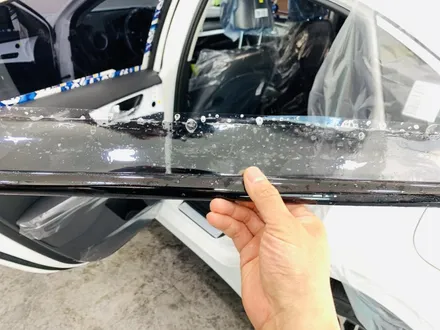 올 뉴 K3  CM 등급으로 윈도 틴팅과 블랙박스 아이나비 QXD5000 설치 [3M썬팅 중랑구 상봉점] / 서울 중랑구 상봉동