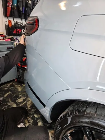 BMW X7 광택 유리막코팅 / 안산시 상록구 일동
