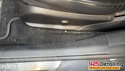 군포 송정지구 벤츠 CLS300 앞 유리 유막 제거 발수코팅 및 디테일링 세차 / 경기 군포