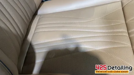 군포 송정지구 제네시스 GV70 석회물 및 부분 클리닝 디테일링 세차 후기 / 경기 군포