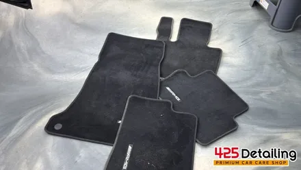 군포 송정지구 벤츠 CLS300 앞 유리 유막 제거 발수코팅 및 디테일링 세차 / 경기 군포