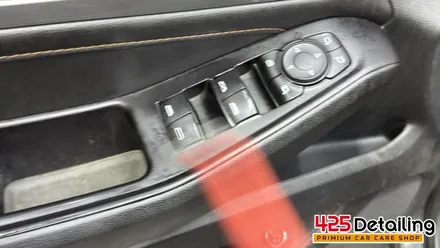 군포 송정지구 쉐보레 트래버스 부분 클리닝 및 디테일링 세차 / 경기 군포