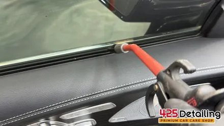 군포 송정지구 벤츠 CLS300 앞 유리 유막 제거 발수코팅 및 디테일링 세차 / 경기 군포