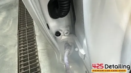 군포 송정지구 BMW X4 전체 유막 제거 유리발수 코팅 및 디테일링 세차 후기 / 경기 군포