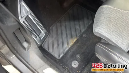 군포 송정지구 푸조 3008 1열 유막 제거 발수코팅 및 실내 디테일링 세차 / 경기 군포