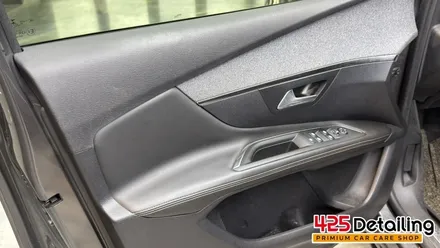 군포 송정지구 푸조 3008 1열 유막 제거 발수코팅 및 실내 디테일링 세차 / 경기 군포