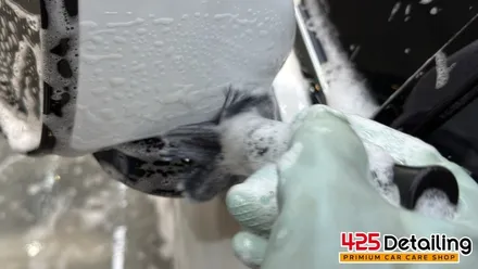 군포 송정지구 제네시스 GV70 석회물 및 부분 클리닝 디테일링 세차 후기 / 경기 군포