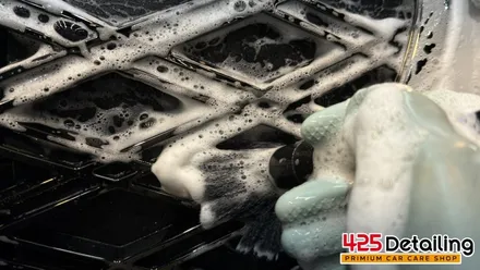 군포 송정지구 제네시스 GV70 석회물 및 부분 클리닝 디테일링 세차 후기 / 경기 군포