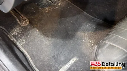 군포 송정지구 벤츠 CLS300 앞 유리 유막 제거 발수코팅 및 디테일링 세차 / 경기 군포