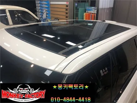 순천랩핑,여수랩핑,광양랩핑,전남랩핑,튜닝,순천PPF,여수PPF,광양PPF,렌트카,수입차,웨딩카,광고랩핑,순천데칼  레인지로버 스포츠 루프스킨 및 영문이니셜 색상변경 시공 / 순천 남산