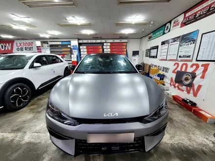 기아ev6/ev6/ev6GT라인/ev6썬팅/부산썬팅/기아전기자동차/루마버텍스900/버텍스/버텍스900/버텍스700/파인뷰lx3 시공