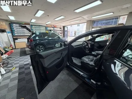 테일러 신차패키지 , 윈도틴팅(썬팅, PPF, 유리막코팅,가죽코팅,발수코팅 까~~쥐~ _테슬라모델y 주니퍼