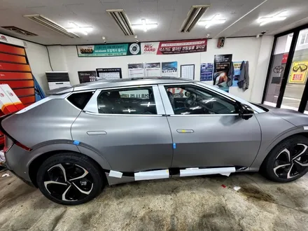 기아ev6/ev6/ev6GT라인/ev6썬팅/부산썬팅/기아전기자동차/루마버텍스900/버텍스/버텍스900/버텍스700/파인뷰lx3 시공