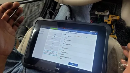 부산HUD,헤드업디스플레이,순정HUD,자동차HUD,제네시스HUD,순정부품튜닝_시공후기