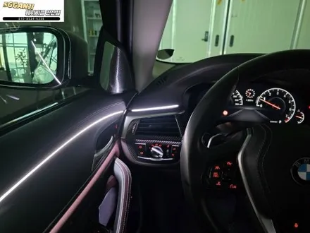 BMW5시리즈 540i 안산엠비언트 순정보다 매력적인 실내무드등 / 경기 안산