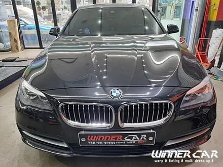 BMW520d 실내 카본랩핑 3M 카본화이버 4D 리얼카본 크롬몰딩죽이기 크롬딜리트 안양랩핑전문 시흥랩핑전문 양평랩핑전문 / 안성시 금석동