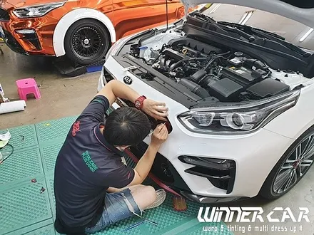 올뉴k3 그릴랩핑 크롬죽이기 GT그릴교체 에이버리블랙유광 랩핑부분랩핑 뱀파이어레드 하단립범퍼 포인트랩핑 군포카스킨 안양카스킨 안양전체랩핑 / 안성시 금석동