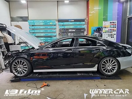 벤츠CLS전체랩핑 안성평택 전체랩핑전문 블랙고광택랩핑 블랙카스킨 LB필름 고광택랩핑 순정도장급 부분랩핑 오산천안용인아산랩핑 / 안성시 금석동