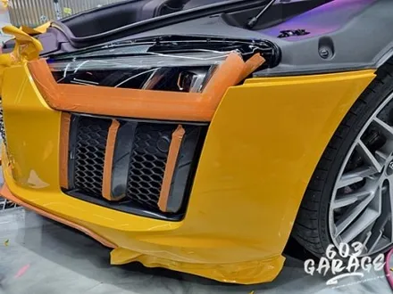 아우디R8 v10 스파이더 전체랩핑 안성랩핑샵에서 고광택랩핑으로 색상을 바꿔보자! / 안성시 금석동