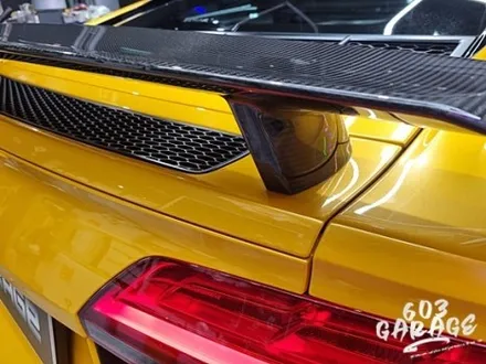 아우디R8 v10 스파이더 전체랩핑 안성랩핑샵에서 고광택랩핑으로 색상을 바꿔보자! / 안성시 금석동