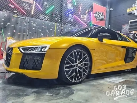 아우디R8 v10 스파이더 전체랩핑 안성랩핑샵에서 고광택랩핑으로 색상을 바꿔보자! / 안성시 금석동