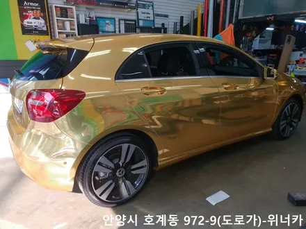 안양위너카[벤츠A200]크롬랩핑 에이버리슈프림정품 크롬 골드크롬랩핑 전체랩핑 .안양전체랩핑 / 안성시 금석동
