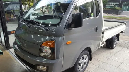 평택에 603게러지 들어보셨나요.  포터 전체랩핑 에이버리 다크그레이 전체랩핑 시공 평택랩핑 전문 카스킨전문 PPF생활보호필름 라이트필름 / 안성시 금석동