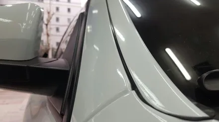 안양 위너카[BMW X6] 전체랩핑 에이버리 화이트 루프스킨 블랙유광 블랙&화이트 카스킨 / 안성시 금석동