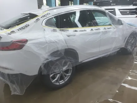 BMW X4 반사필름 레인보우 V90 썬팅시공기 / 도봉구 도봉동