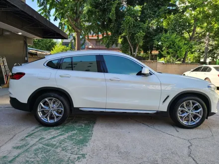 BMW X4 반사필름 레인보우 V90 썬팅시공기 / 도봉구 도봉동