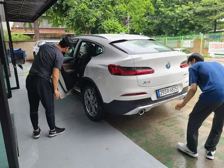 도봉.노원.강북 BMW X4 신차검수 썬팅 레인보우V90+PPF+유리막코팅(도봉카스페이스) / 도봉구 도봉동