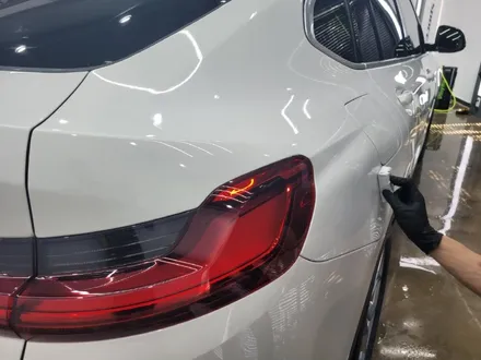 BMW X4 반사필름 레인보우 V90 썬팅시공기 / 도봉구 도봉동