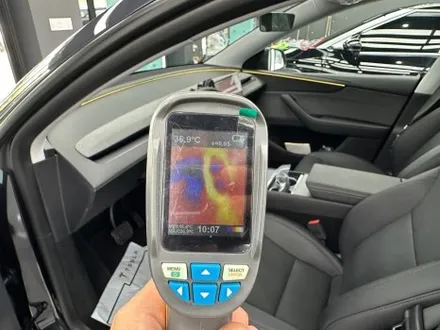 레이노 썬팅 F95 테슬라 틴팅 최고 조건 / 도봉구 도봉동