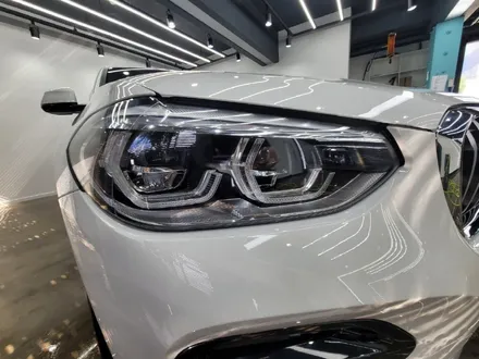 BMW X4 반사필름 레인보우 V90 썬팅시공기 / 도봉구 도봉동