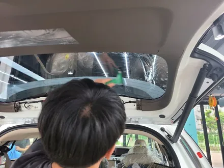 노원.도봉.강북 기아 신형 카니발 하이 리무진 KA4 신차패키지 썬팅 솔라가드 퀀텀 + 파인뷰LX5000(카스페이스 도봉점) / 도봉구 도봉동