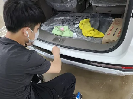 노원.도봉.강북 기아 신형 카니발 하이 리무진 KA4 신차패키지 썬팅 솔라가드 퀀텀 + 파인뷰LX5000(카스페이스 도봉점) / 도봉구 도봉동