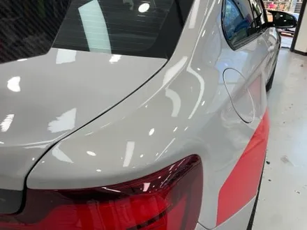 BMW M2 고광택 필름 이노즈텍 바이올렛 컬러 시공 / 서울 광진구