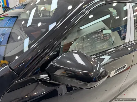BMW 740 I 신차 출고하고 바로 신당 랩핑 전문점에서 크롬딜리트로 드레스업했어요. / 서울 광진구