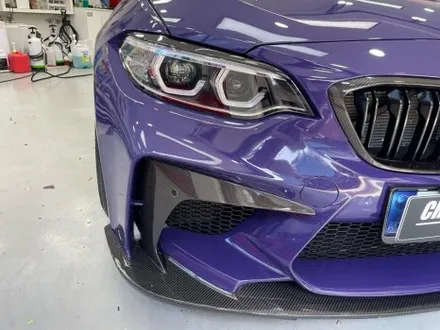 BMW M2 고광택 필름 이노즈텍 바이올렛 컬러 시공 / 서울 광진구