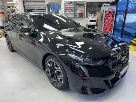 BMW 530e 블랙 PPF 시공, 원하는 색상 없다면 / 서울 광진구 중곡동